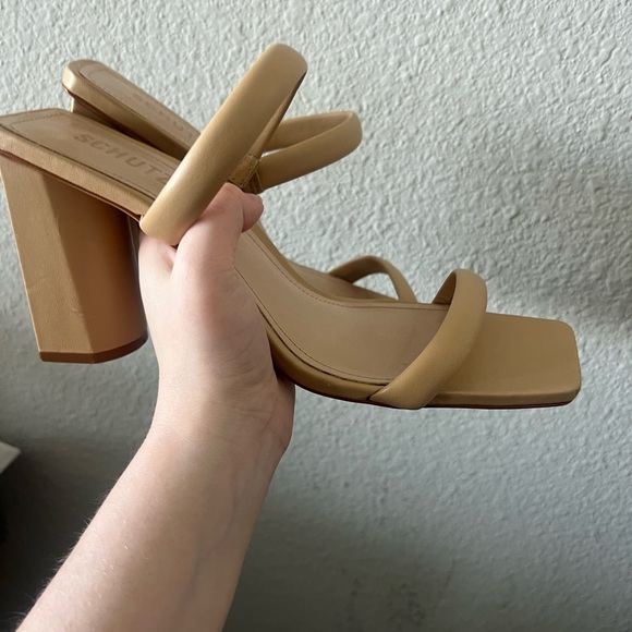 Schutz | Tan Minimalist Block Heel Sandals - Picture 4 of 7